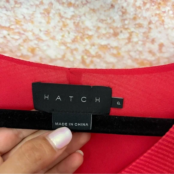 Hatch The Slouch Dress in Punch, Silk Blend - Picture 5 of 12